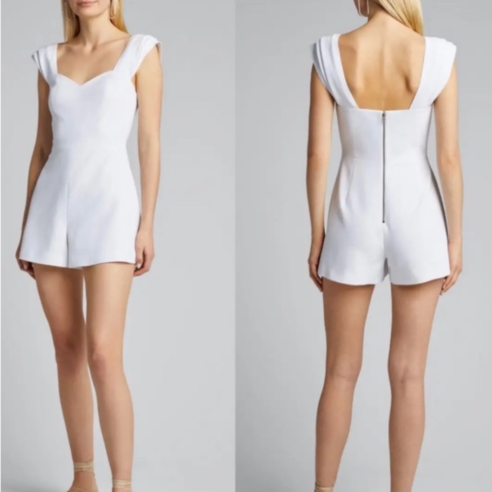 Alice + Olivia Iman white cap sleeve romper size 4